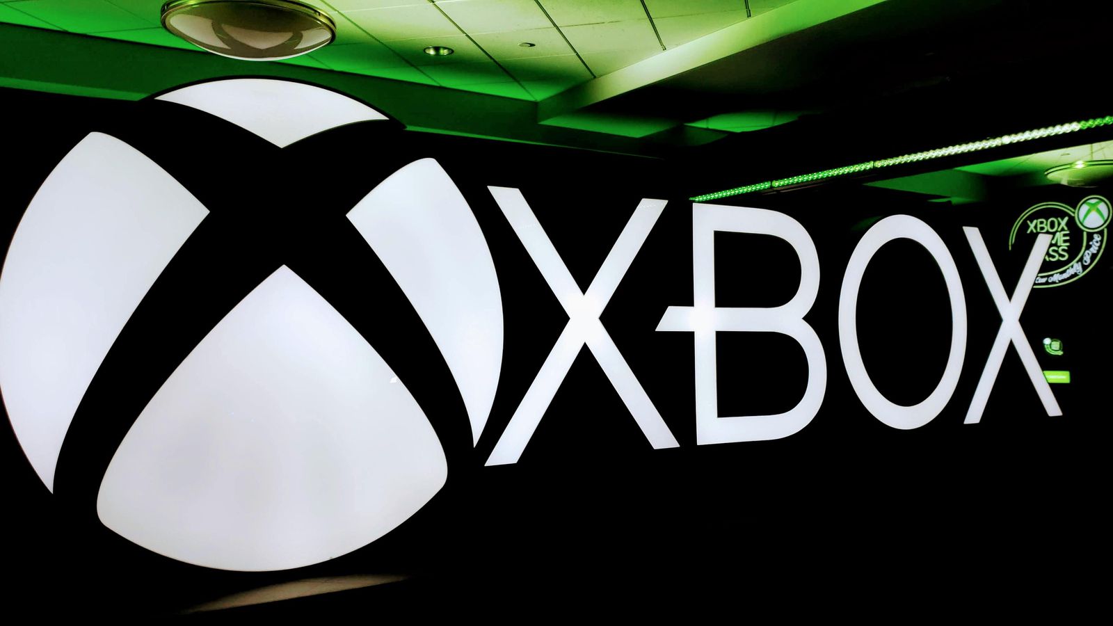 Microsoft Reached a Market Value of One Trillion Dollars