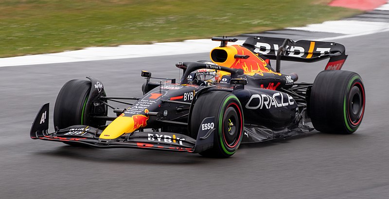 Why Don't Formula 1 Cars Use Automatic Transmissions?